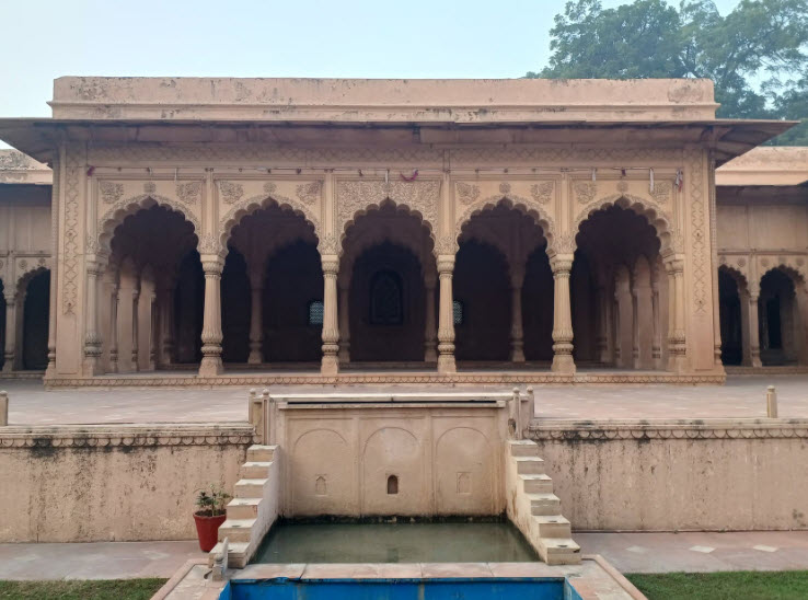 Nahar Singh Mahal, India